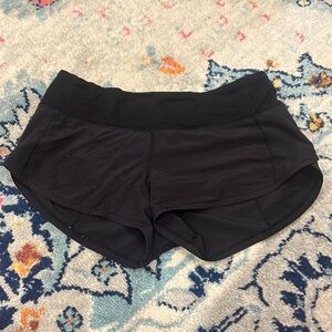 Lululemon size 4 speed up shorts